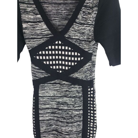 Akira Chicago Red Label Mini Dress M Womens V Neck Color Block Half Sleeve - Picture 4 of 11